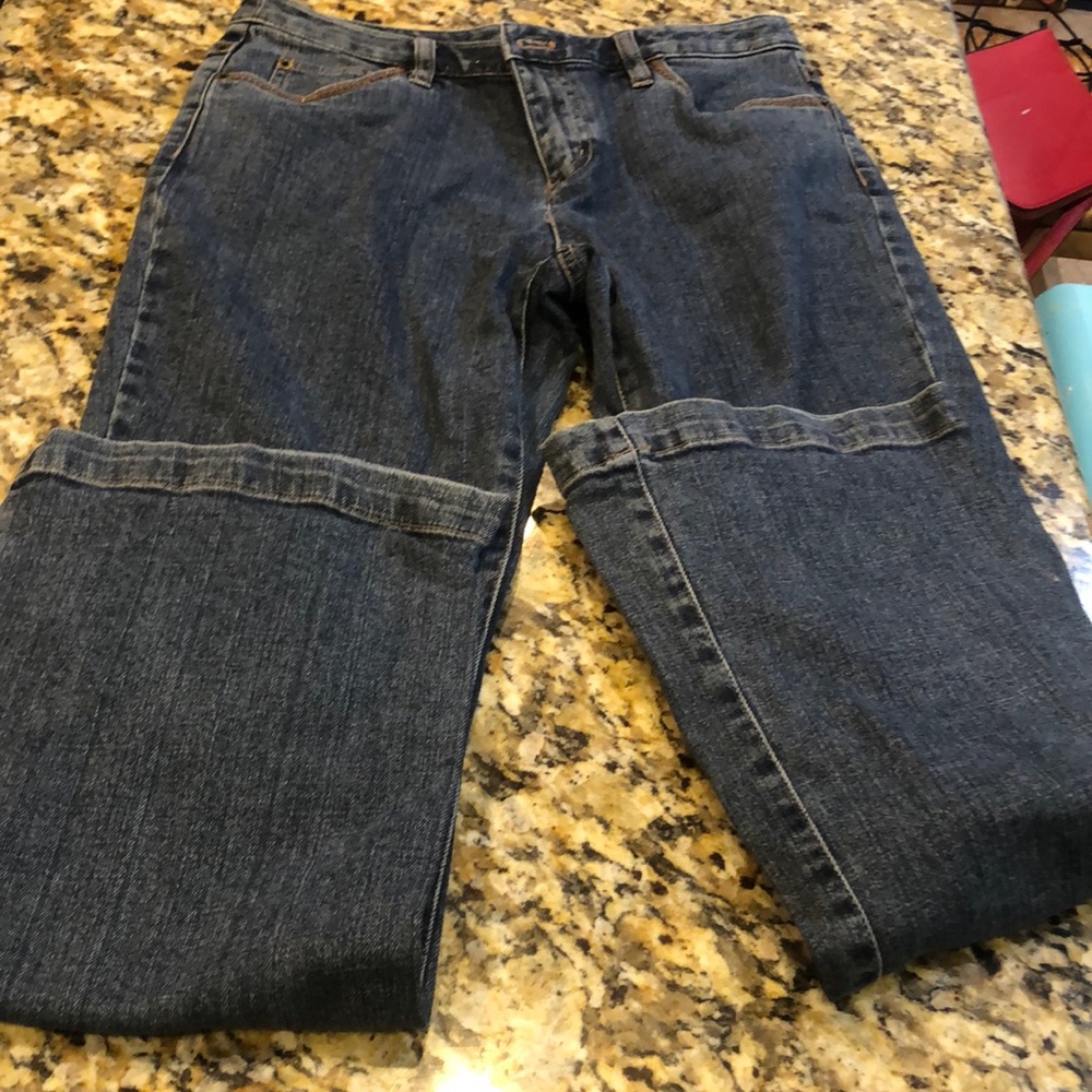Women’s Petite bootcut Jeans size 8